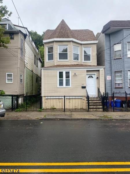 141 S 8Th St - Photo 1