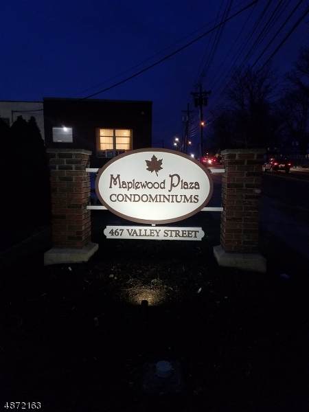 465 Valley St - Photo 1