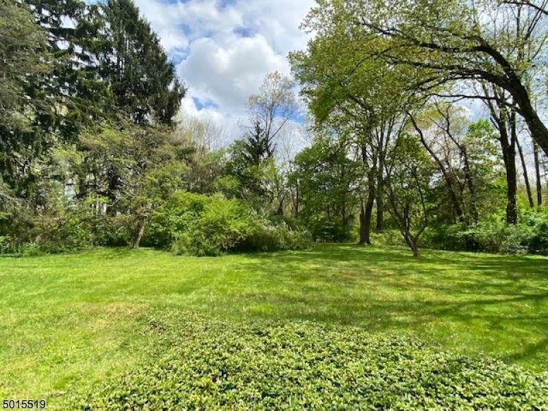 82 Sand Spring Rd - Photo 1