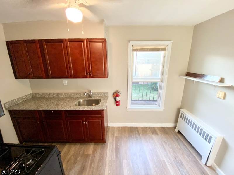 495 Main St - Photo 1