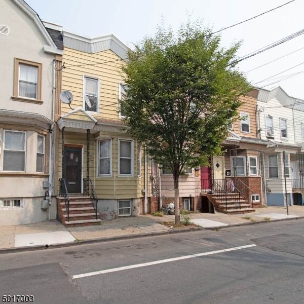 299 Elm St - Photo 1