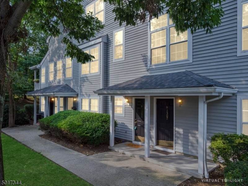 1307 Paddington Rd - Photo 1