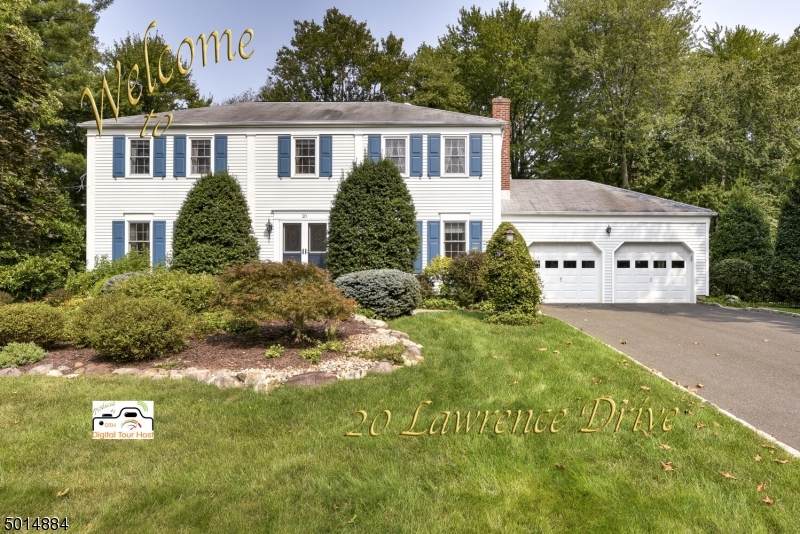 20 Lawrence Dr - Photo 1