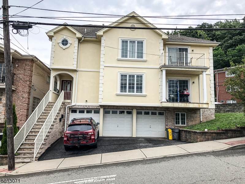 615 Prospect Avenue - Photo 1