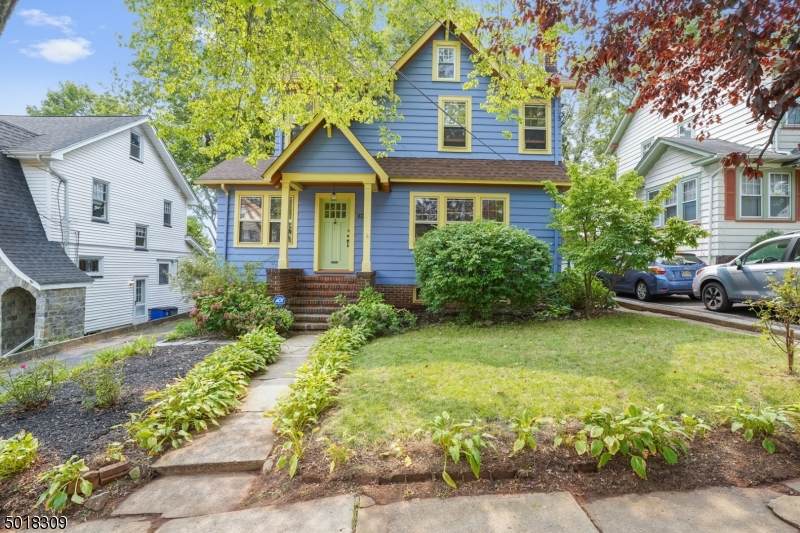 12 Elberta Rd - Photo 1