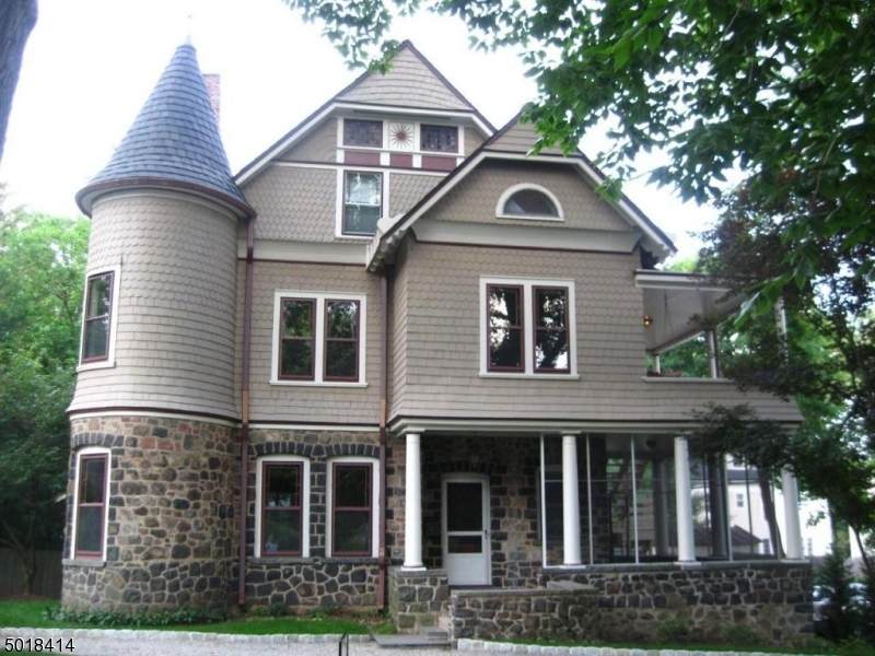 159 Summit Ave - Photo 1