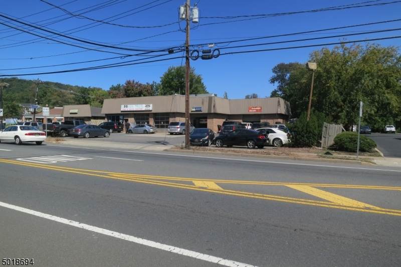 936 Washington Ave - Photo 1