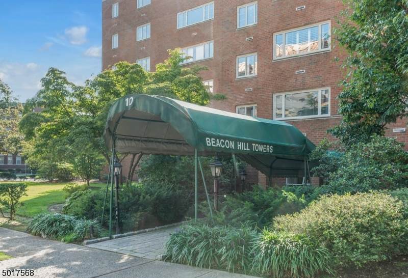 10 Euclid Ave - Photo 1