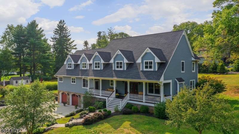 1942 Fieldstone Rd - Photo 1