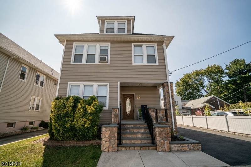 23 Young Ave - Photo 1