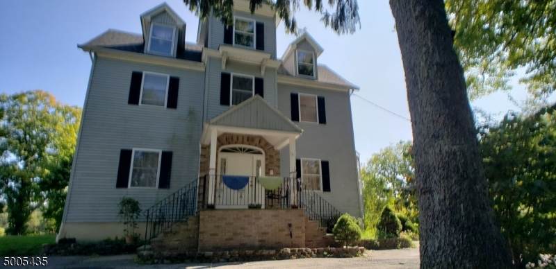 174 Main St - Photo 1