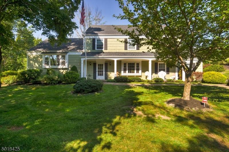 995 Laurel Trl - Photo 1