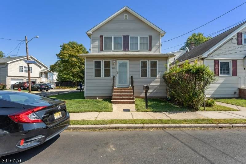 284 Augustus St - Photo 1