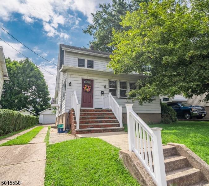 93 Dumont Ave - Photo 1