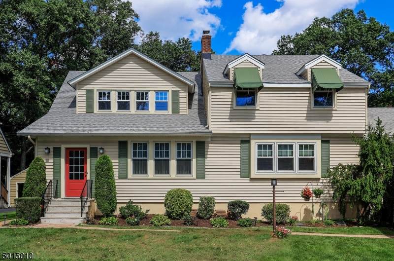 853 Tice Place - Photo 1