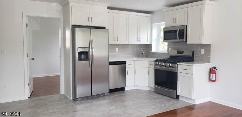 11 Montrose Ave - Photo 1