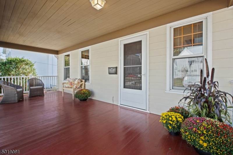 12 Maple Ave - Photo 1