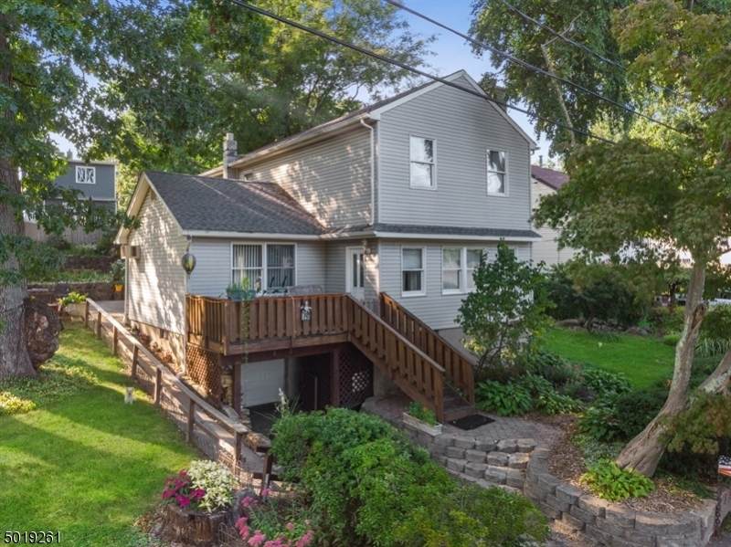 24 Oliver Pl - Photo 1