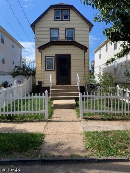 910 Jackson Ave - Photo 1