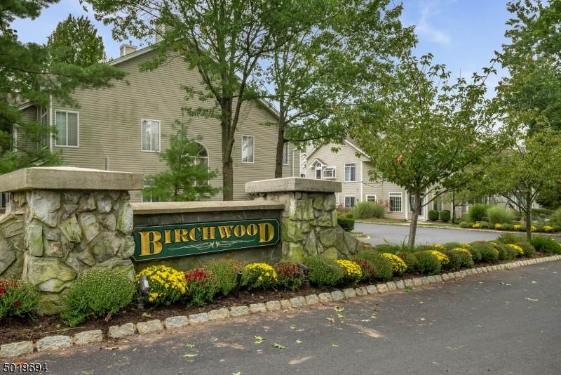 76 Birchwood Rd - Photo 1