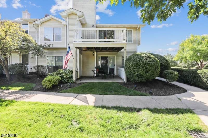 90 Mayfield Rd - Photo 1