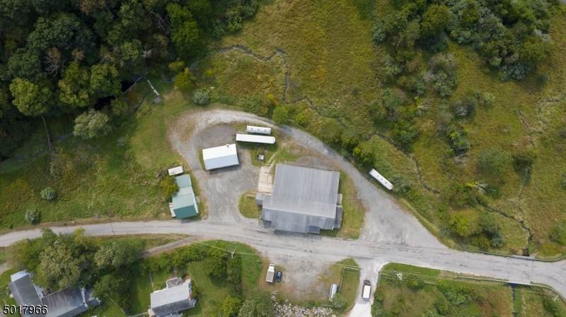 904 Old Station Rd - Photo 1