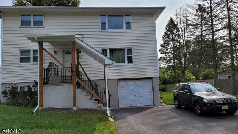 101 Greenwood Ave - Photo 1