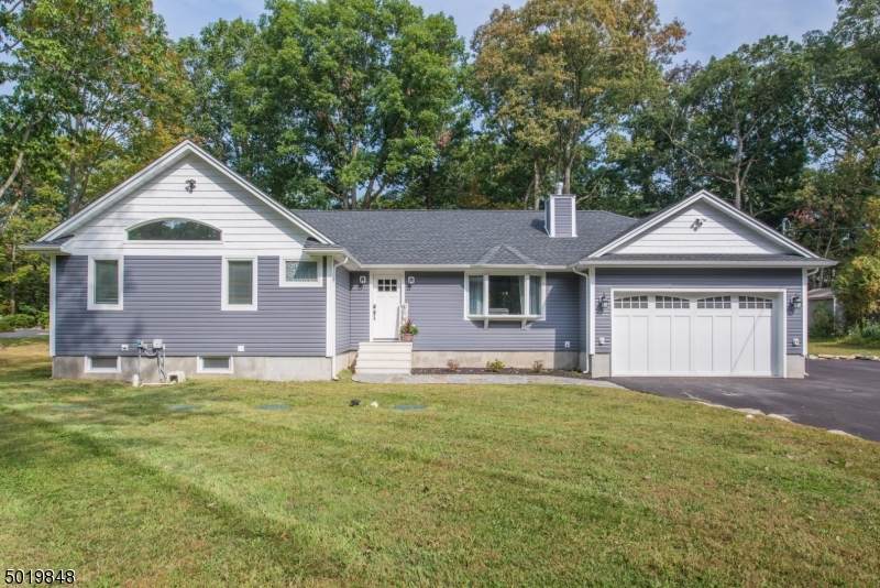 22 Neilson Pl - Photo 1