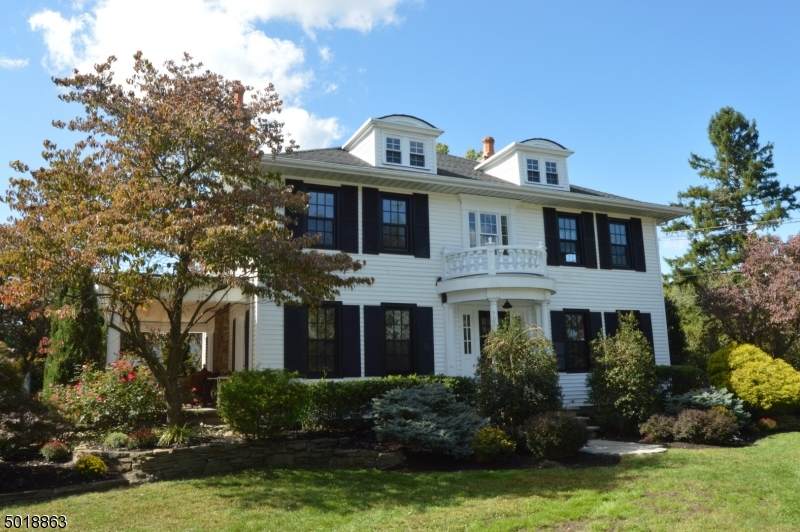 775 Newark Pompton Turnpike - Photo 1