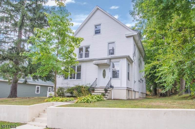 450 Washington Ave - Photo 1