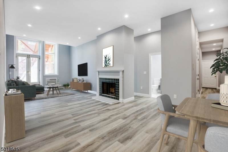 515 Trinity Pl - Photo 1
