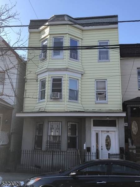 154 Parker St - Photo 1