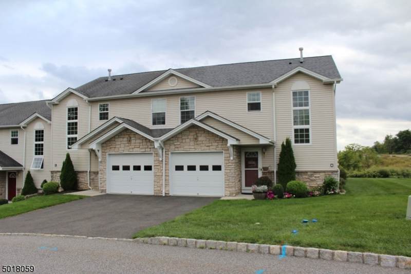 8 Virginia Dr - Photo 1