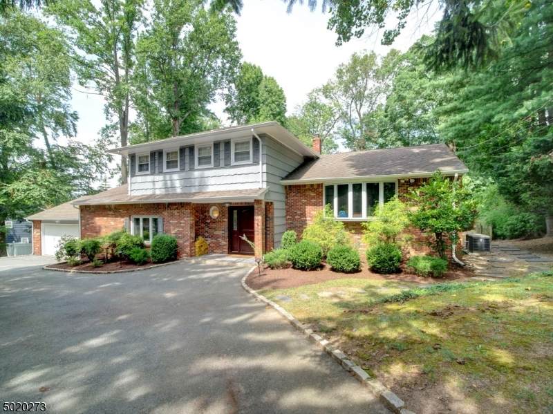 41 E Greenbrook Rd - Photo 1