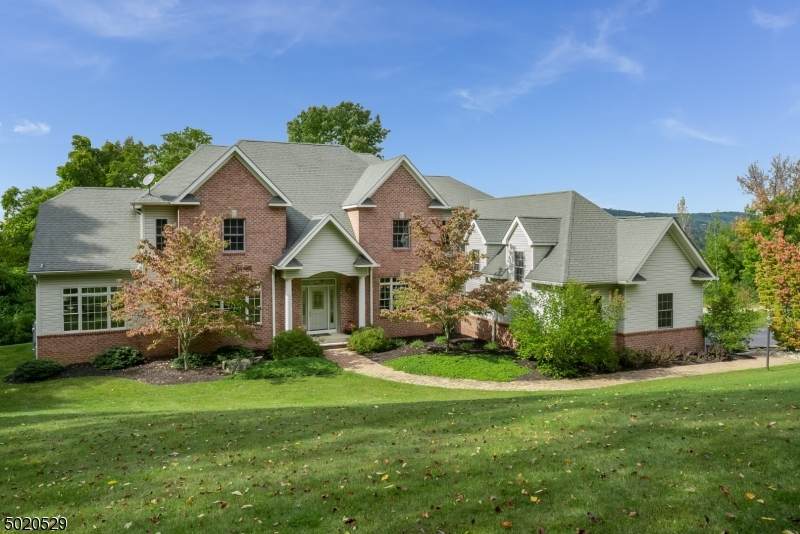 12 Holland Cir - Photo 1