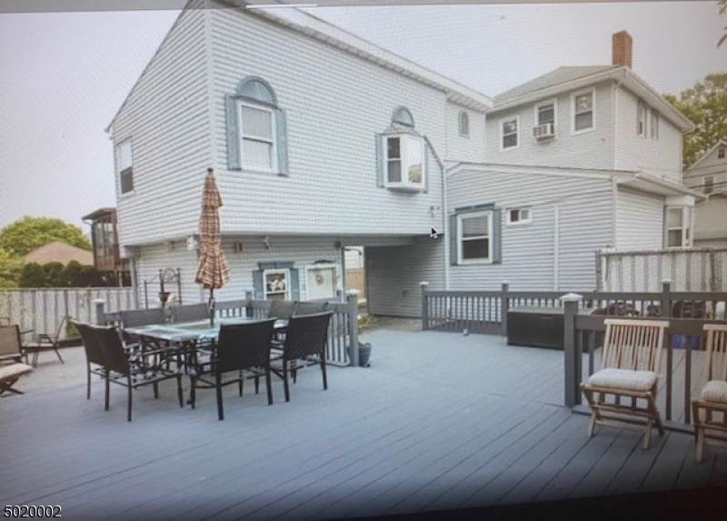 119 Bloomfield Ave - Photo 1