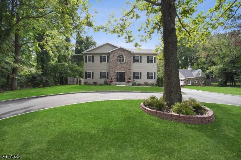 1220 Martine Ave - Photo 1