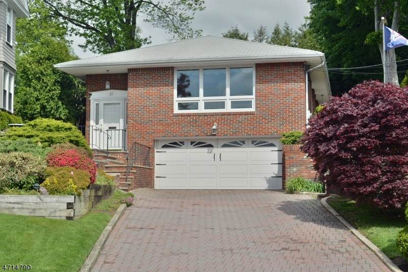 61 Colonial Ter - Photo 1