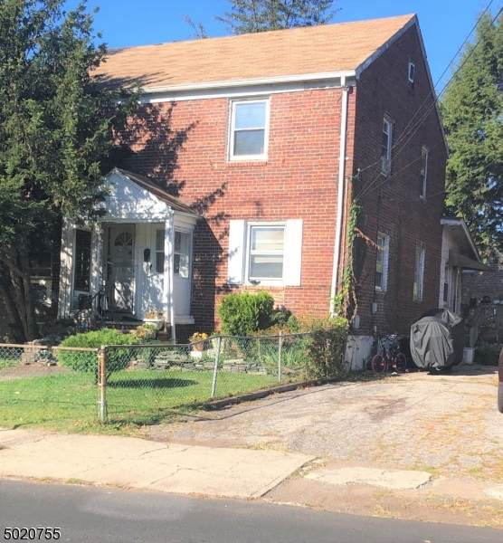 87 Chestnut Ave - Photo 1