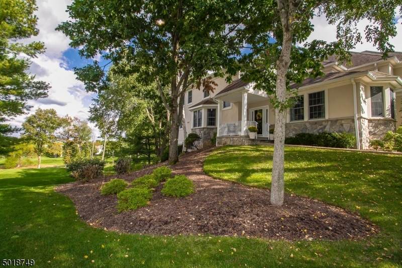 25 Hadley Ct - Photo 1