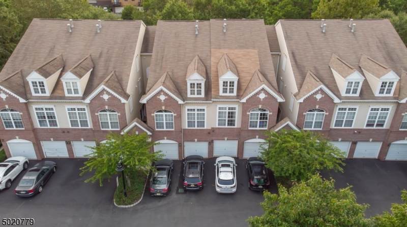 154 Riverwalk Way - Photo 1