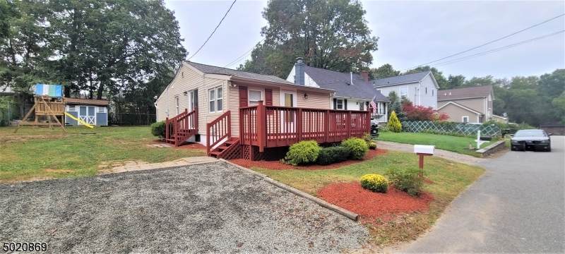 29 Highland Ave - Photo 1