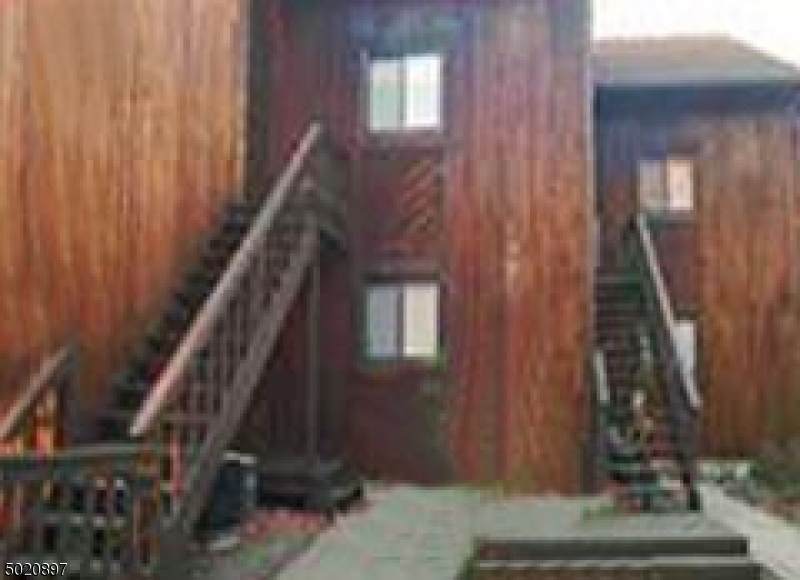 2 Sunrise Dr Unit 5 - Photo 1