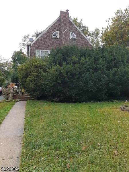 921 W State St - Photo 1