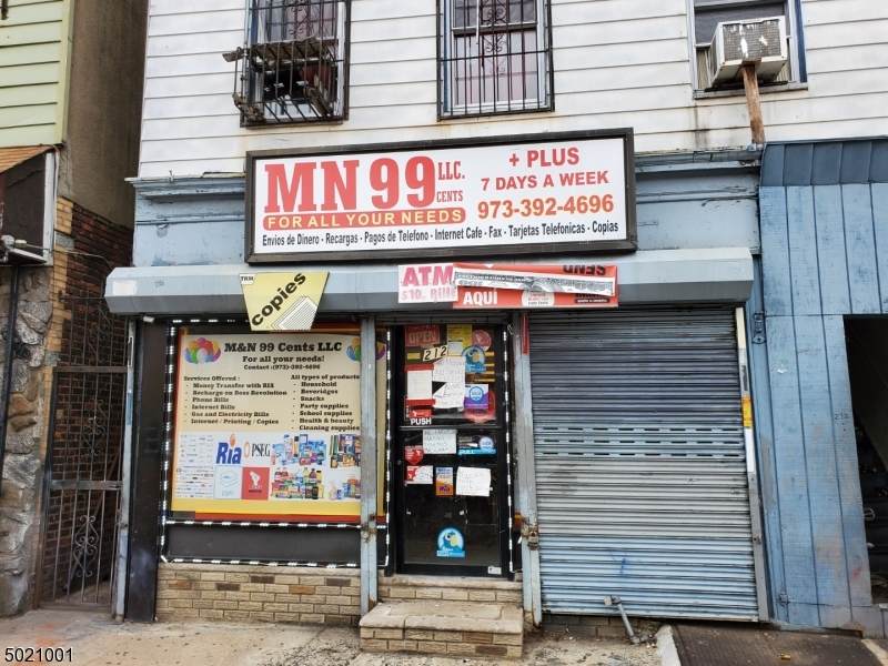 212 Bloomfield Ave - Photo 1