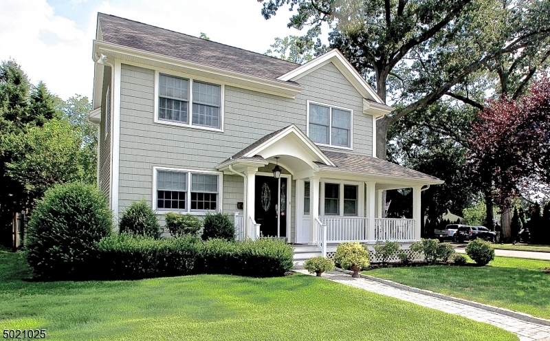 32 Nicholson Dr - Photo 1