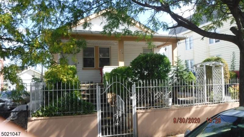 959 E 24Th St - Photo 1