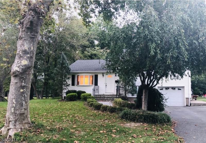 16 Bryant Dr - Photo 1