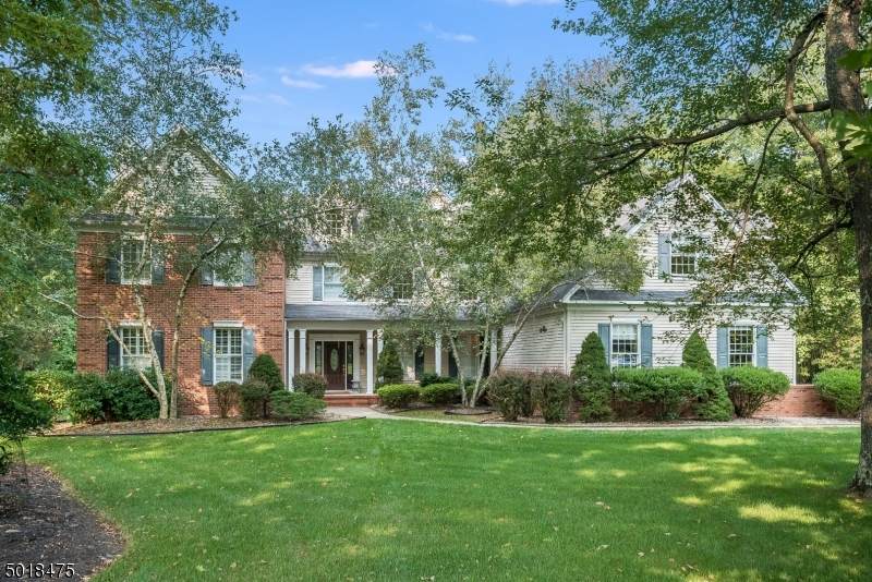 8 Mackenzie Ct - Photo 1