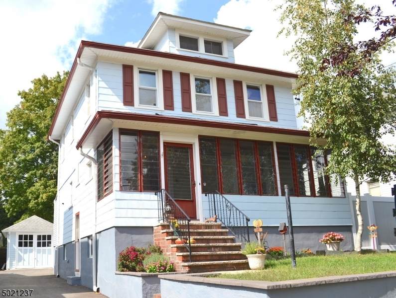 42 Ross Hall Blvd N. - Photo 1